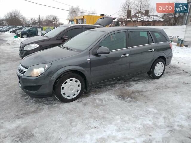 Серый Опель Астра, объемом двигателя 1.6 л и пробегом 276 тыс. км за 4999 $, фото 1 на Automoto.ua