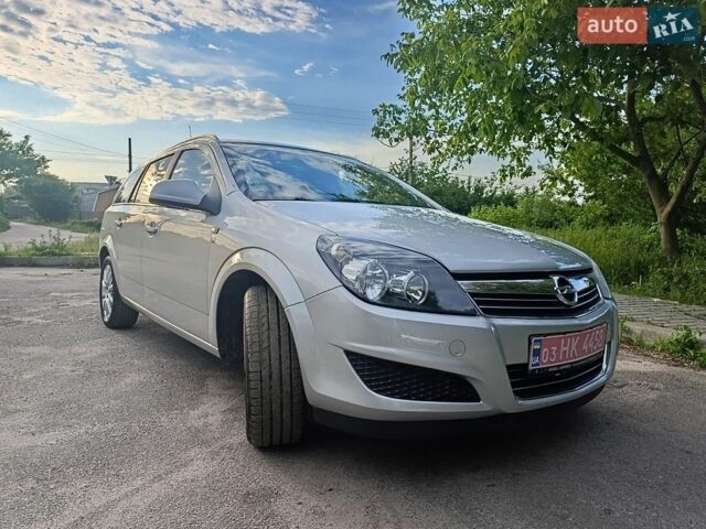 Сірий Опель Астра, об'ємом двигуна 1.6 л та пробігом 212 тис. км за 6499 $, фото 1 на Automoto.ua