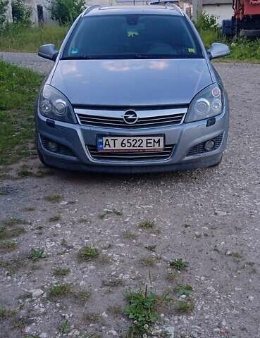 Серый Опель Астра, объемом двигателя 1.69 л и пробегом 200 тыс. км за 6300 $, фото 1 на Automoto.ua