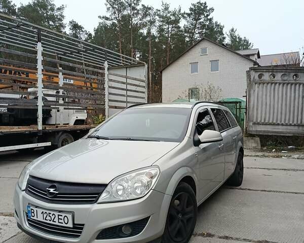 Сірий Опель Астра, об'ємом двигуна 1.7 л та пробігом 300 тис. км за 4349 $, фото 1 на Automoto.ua