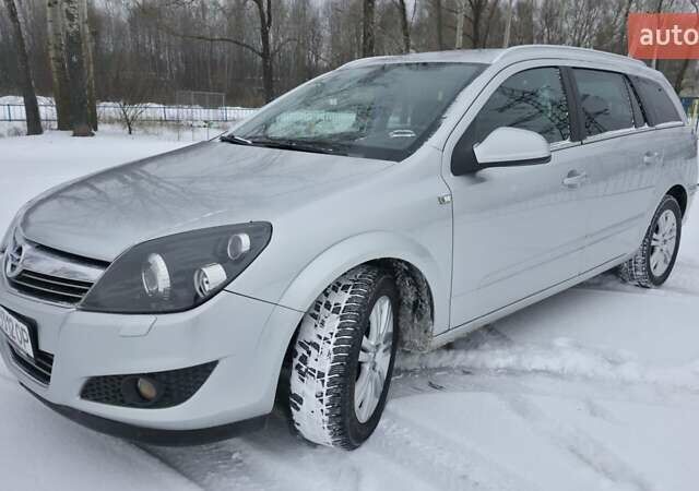 Сірий Опель Астра, об'ємом двигуна 1.6 л та пробігом 247 тис. км за 6200 $, фото 1 на Automoto.ua