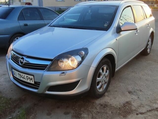 Сірий Опель Астра, об'ємом двигуна 1.6 л та пробігом 250 тис. км за 5100 $, фото 1 на Automoto.ua