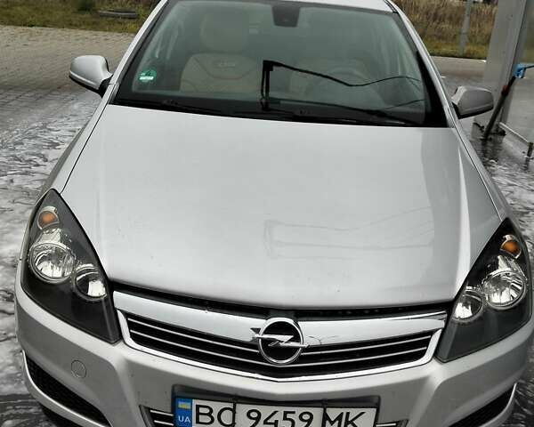 Сірий Опель Астра, об'ємом двигуна 1.7 л та пробігом 313 тис. км за 5500 $, фото 1 на Automoto.ua