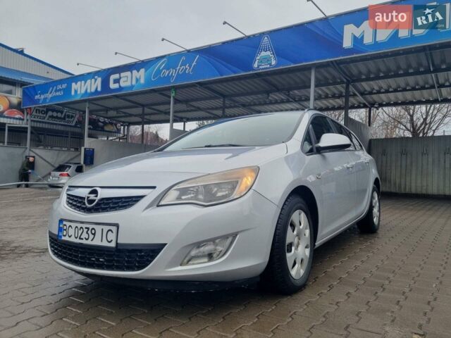 Сірий Опель Астра, об'ємом двигуна 1.69 л та пробігом 354 тис. км за 5700 $, фото 1 на Automoto.ua