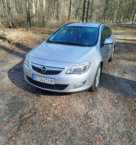 Серый Опель Астра, объемом двигателя 1.69 л и пробегом 252 тыс. км за 7200 $, фото 1 на Automoto.ua