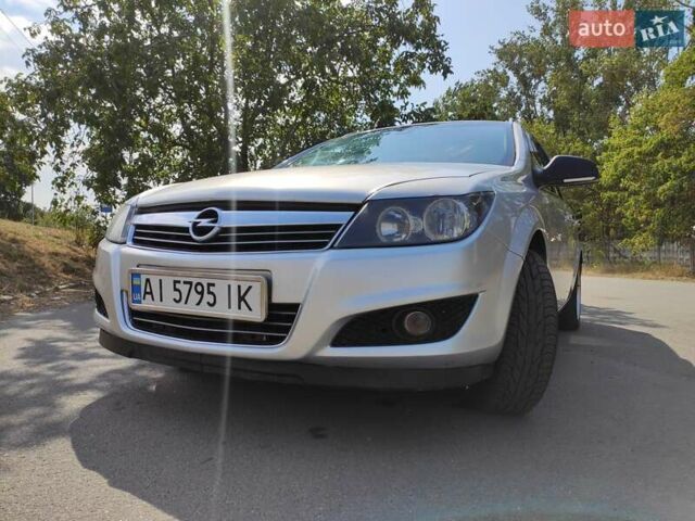 Сірий Опель Астра, об'ємом двигуна 1.69 л та пробігом 253 тис. км за 6350 $, фото 1 на Automoto.ua