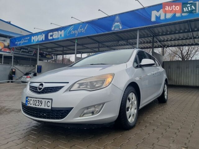 Сірий Опель Астра, об'ємом двигуна 1.69 л та пробігом 354 тис. км за 5900 $, фото 1 на Automoto.ua