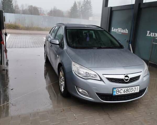 Серый Опель Астра, объемом двигателя 1.25 л и пробегом 254 тыс. км за 5000 $, фото 1 на Automoto.ua