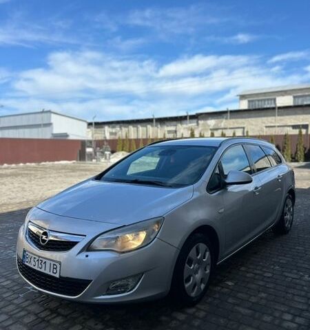 Серый Опель Астра, объемом двигателя 1.3 л и пробегом 308 тыс. км за 5250 $, фото 1 на Automoto.ua