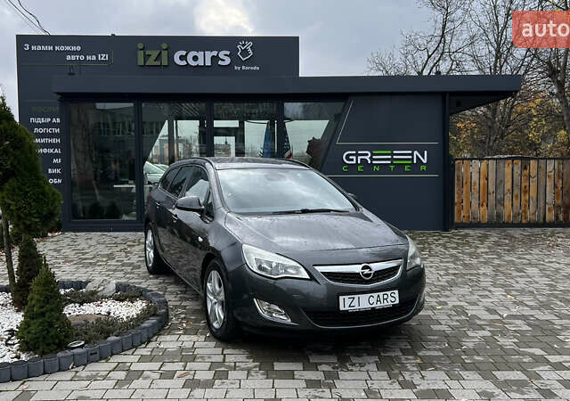 Серый Опель Астра, объемом двигателя 1.7 л и пробегом 319 тыс. км за 6400 $, фото 1 на Automoto.ua