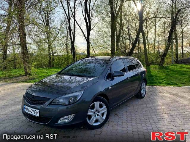Сірий Опель Астра, об'ємом двигуна 1.7 л та пробігом 304 тис. км за 6400 $, фото 1 на Automoto.ua