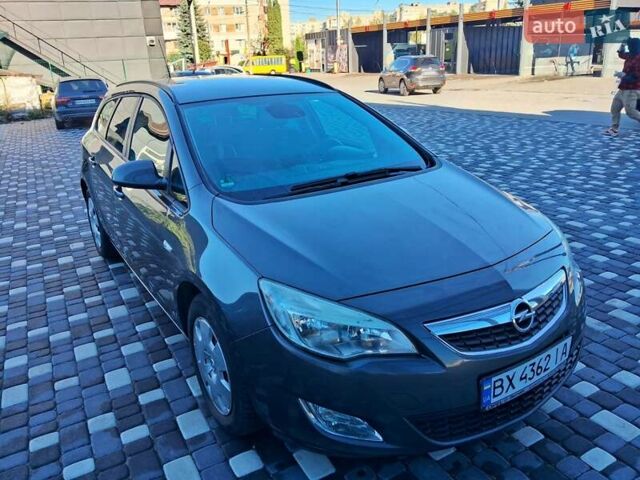 Серый Опель Астра, объемом двигателя 1.6 л и пробегом 176 тыс. км за 7200 $, фото 1 на Automoto.ua