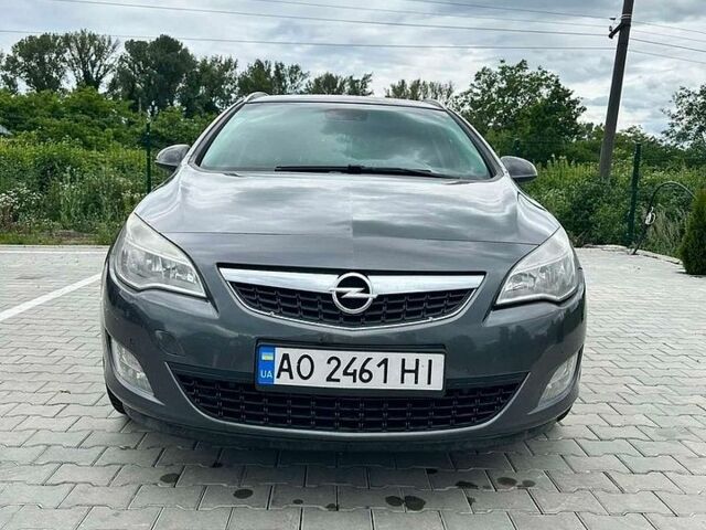 Сірий Опель Астра, об'ємом двигуна 1.3 л та пробігом 345 тис. км за 4800 $, фото 1 на Automoto.ua