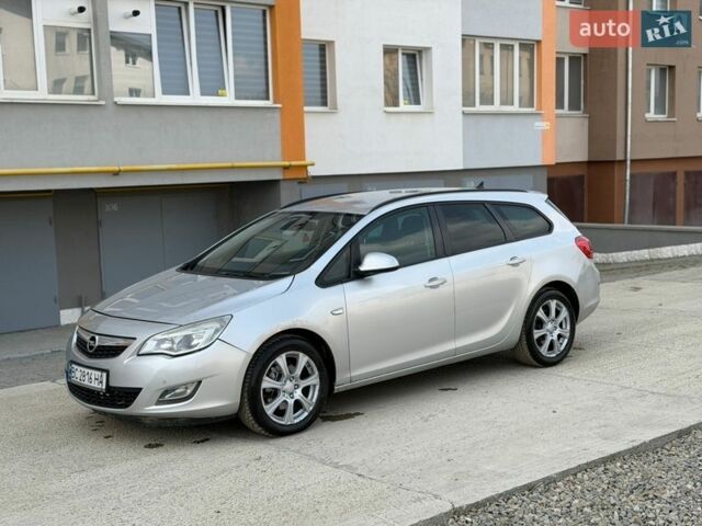 Сірий Опель Астра, об'ємом двигуна 1.7 л та пробігом 326 тис. км за 4999 $, фото 1 на Automoto.ua