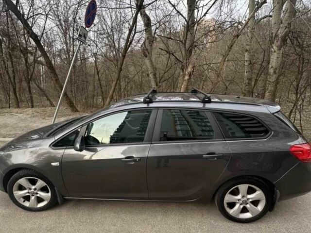 Сірий Опель Астра, об'ємом двигуна 1.6 л та пробігом 255 тис. км за 6200 $, фото 1 на Automoto.ua