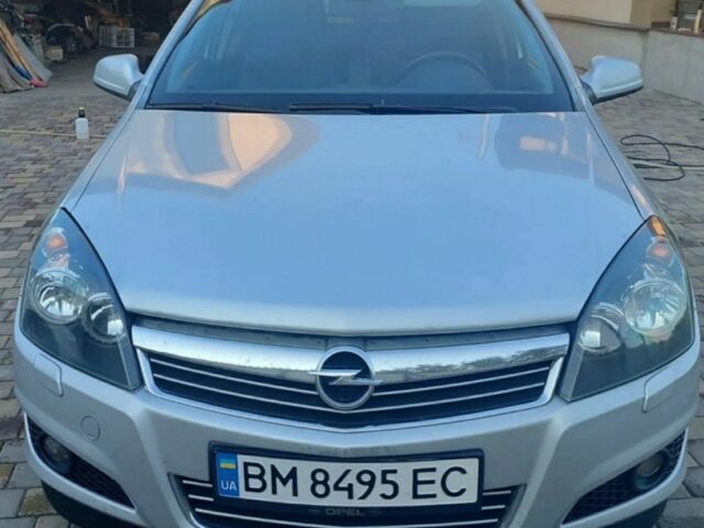Серый Опель Астра, объемом двигателя 1.7 л и пробегом 214 тыс. км за 6150 $, фото 1 на Automoto.ua