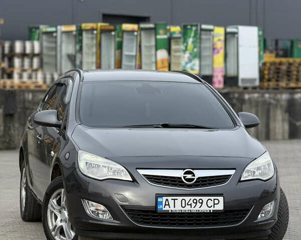 Серый Опель Астра, объемом двигателя 1.69 л и пробегом 412 тыс. км за 6500 $, фото 1 на Automoto.ua