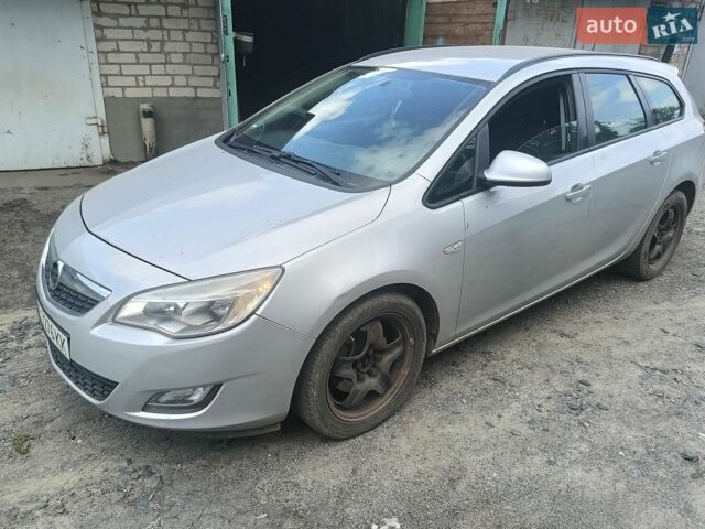 Сірий Опель Астра, об'ємом двигуна 1.96 л та пробігом 306 тис. км за 6500 $, фото 1 на Automoto.ua