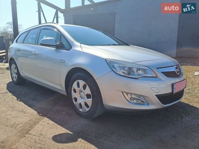 Сірий Опель Астра, об'ємом двигуна 1.7 л та пробігом 285 тис. км за 6000 $, фото 1 на Automoto.ua