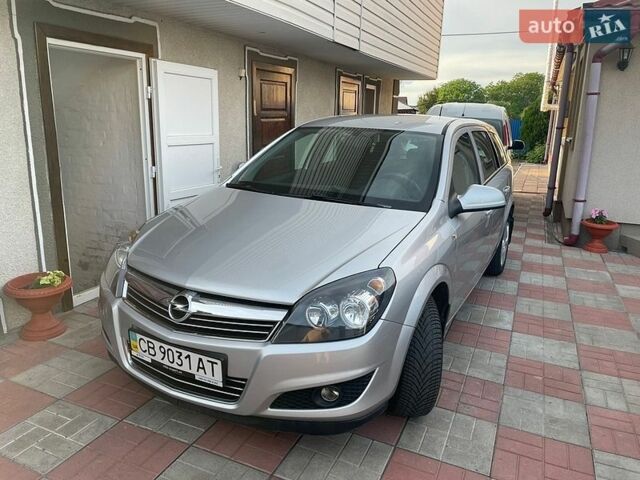 Сірий Опель Астра, об'ємом двигуна 1.6 л та пробігом 97 тис. км за 6100 $, фото 1 на Automoto.ua