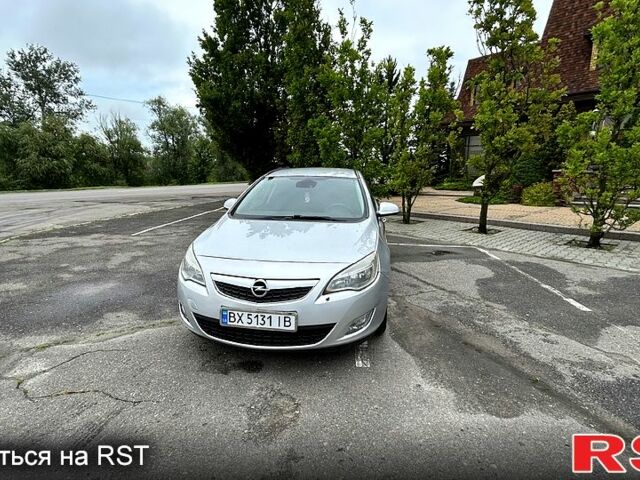 Сірий Опель Астра, об'ємом двигуна 1.2 л та пробігом 300 тис. км за 4800 $, фото 1 на Automoto.ua
