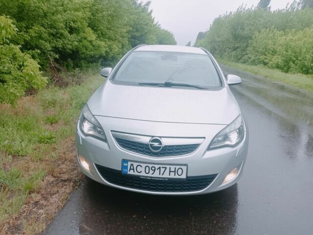 Серый Опель Астра, объемом двигателя 1.2 л и пробегом 266 тыс. км за 6350 $, фото 1 на Automoto.ua