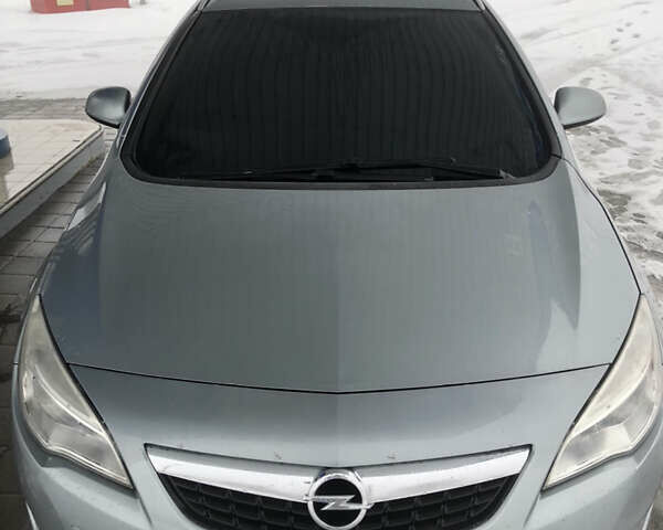 Серый Опель Астра, объемом двигателя 2 л и пробегом 377 тыс. км за 6000 $, фото 1 на Automoto.ua