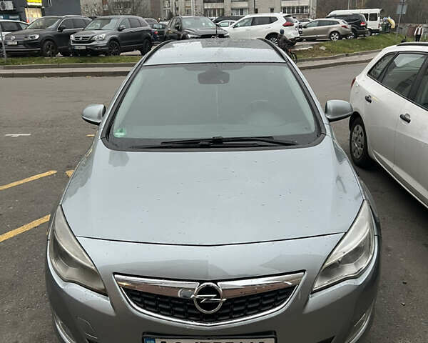 Серый Опель Астра, объемом двигателя 1.7 л и пробегом 308 тыс. км за 6500 $, фото 1 на Automoto.ua