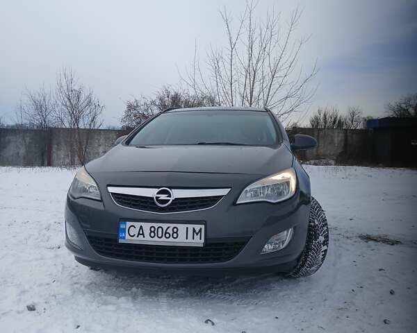 Сірий Опель Астра, об'ємом двигуна 1.7 л та пробігом 250 тис. км за 7100 $, фото 1 на Automoto.ua