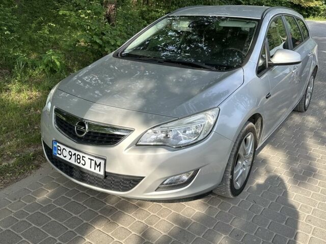 Сірий Опель Астра, об'ємом двигуна 1.4 л та пробігом 273 тис. км за 6800 $, фото 1 на Automoto.ua