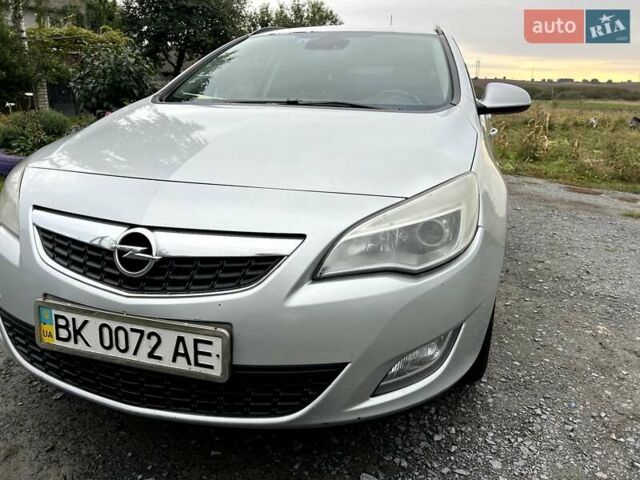 Серый Опель Астра, объемом двигателя 1.69 л и пробегом 380 тыс. км за 6999 $, фото 1 на Automoto.ua