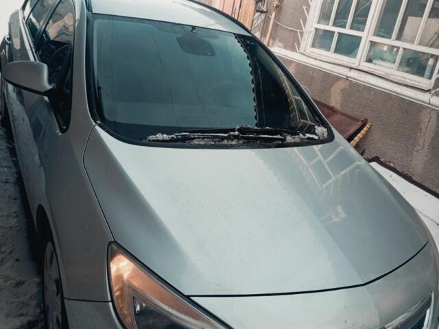 Сірий Опель Астра, об'ємом двигуна 1.2 л та пробігом 300 тис. км за 5200 $, фото 1 на Automoto.ua