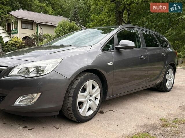 Сірий Опель Астра, об'ємом двигуна 1.69 л та пробігом 254 тис. км за 6300 $, фото 1 на Automoto.ua