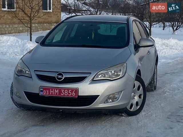 Сірий Опель Астра, об'ємом двигуна 1.6 л та пробігом 265 тис. км за 6500 $, фото 1 на Automoto.ua