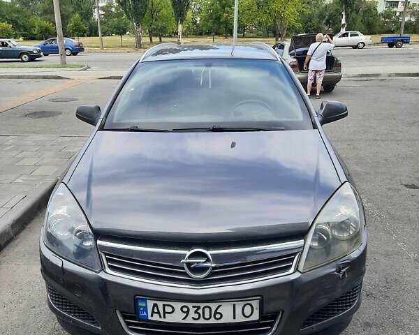 Сірий Опель Астра, об'ємом двигуна 1.6 л та пробігом 240 тис. км за 6000 $, фото 1 на Automoto.ua