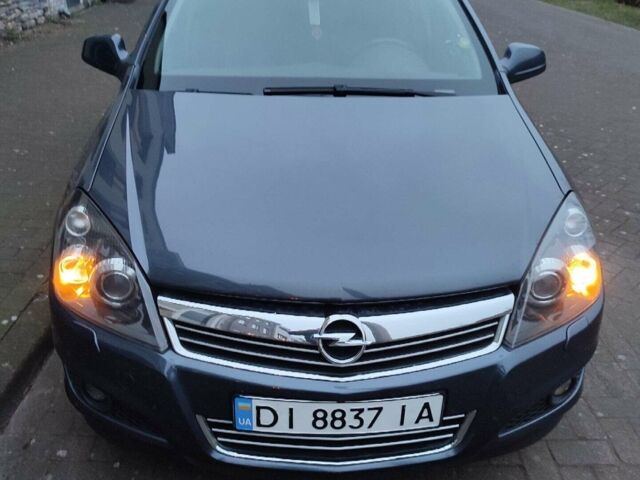 Сірий Опель Астра, об'ємом двигуна 1.7 л та пробігом 283 тис. км за 6100 $, фото 1 на Automoto.ua