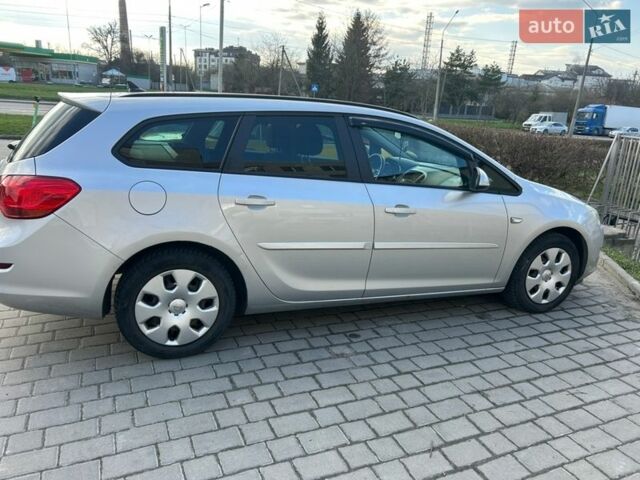 Сірий Опель Астра, об'ємом двигуна 1.3 л та пробігом 195 тис. км за 6800 $, фото 1 на Automoto.ua