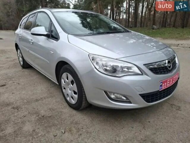 Сірий Опель Астра, об'ємом двигуна 1.3 л та пробігом 248 тис. км за 6000 $, фото 1 на Automoto.ua