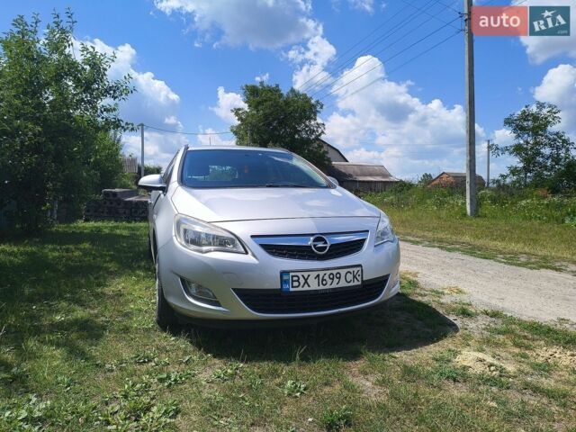 Сірий Опель Астра, об'ємом двигуна 1.69 л та пробігом 220 тис. км за 6600 $, фото 1 на Automoto.ua
