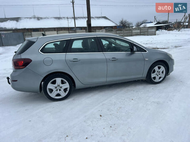 Серый Опель Астра, объемом двигателя 1.7 л и пробегом 277 тыс. км за 5900 $, фото 1 на Automoto.ua