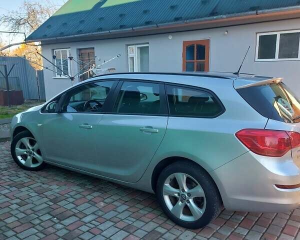 Сірий Опель Астра, об'ємом двигуна 1.7 л та пробігом 210 тис. км за 7500 $, фото 1 на Automoto.ua