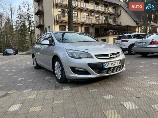 Серый Опель Астра, объемом двигателя 1.2 л и пробегом 306 тыс. км за 5900 $, фото 1 на Automoto.ua