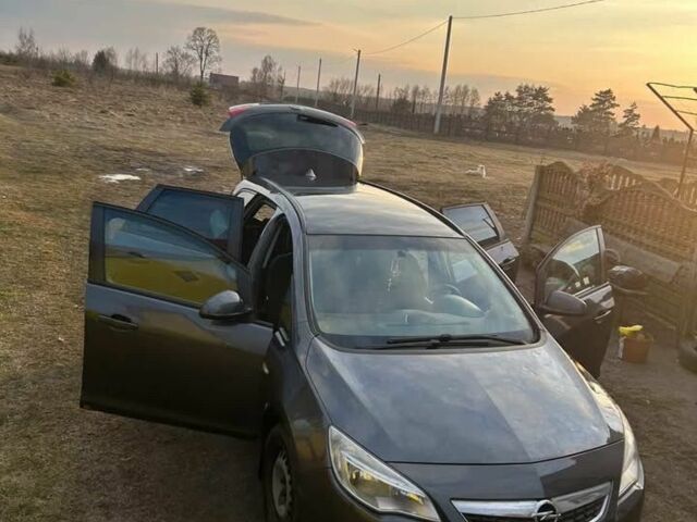 Серый Опель Астра, объемом двигателя 1.3 л и пробегом 150 тыс. км за 3500 $, фото 1 на Automoto.ua