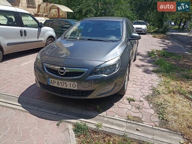 Серый Опель Астра, объемом двигателя 1.2 л и пробегом 186 тыс. км за 5900 $, фото 1 на Automoto.ua