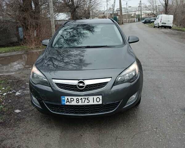 Сірий Опель Астра, об'ємом двигуна 1.25 л та пробігом 182 тис. км за 6500 $, фото 1 на Automoto.ua