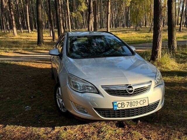 Сірий Опель Астра, об'ємом двигуна 1.69 л та пробігом 250 тис. км за 5800 $, фото 1 на Automoto.ua