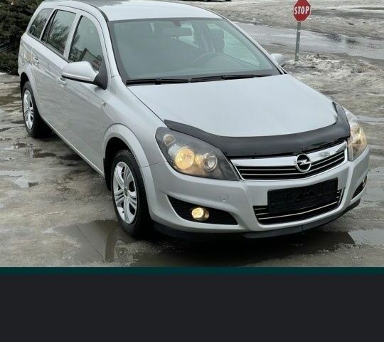 Серый Опель Астра, объемом двигателя 0 л и пробегом 188 тыс. км за 7500 $, фото 1 на Automoto.ua