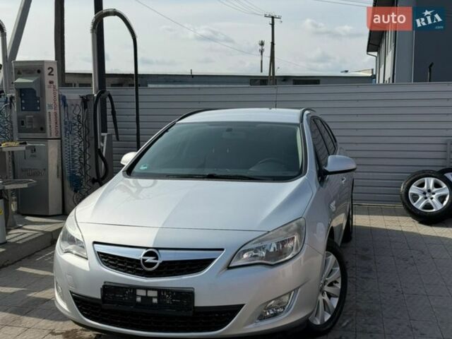 Сірий Опель Астра, об'ємом двигуна 1.7 л та пробігом 338 тис. км за 5800 $, фото 1 на Automoto.ua