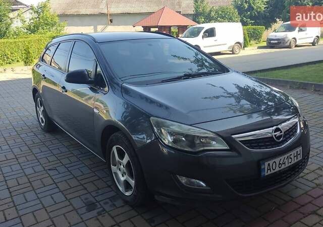 Сірий Опель Астра, об'ємом двигуна 1.3 л та пробігом 190 тис. км за 7100 $, фото 1 на Automoto.ua