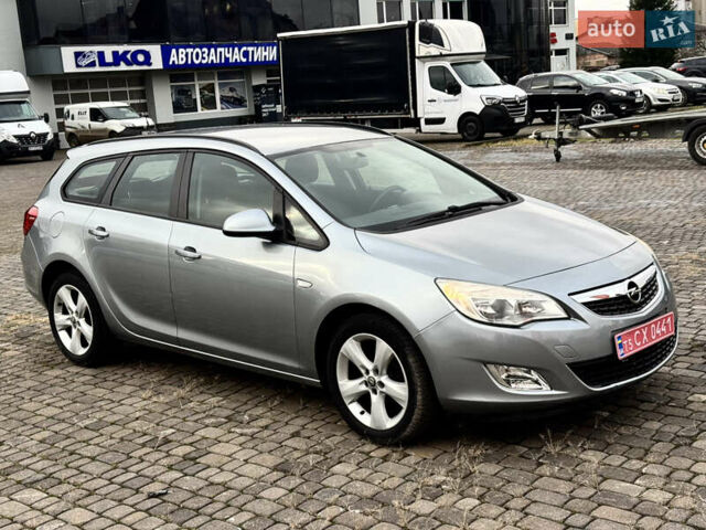 Серый Опель Астра, объемом двигателя 1.4 л и пробегом 220 тыс. км за 6300 $, фото 1 на Automoto.ua